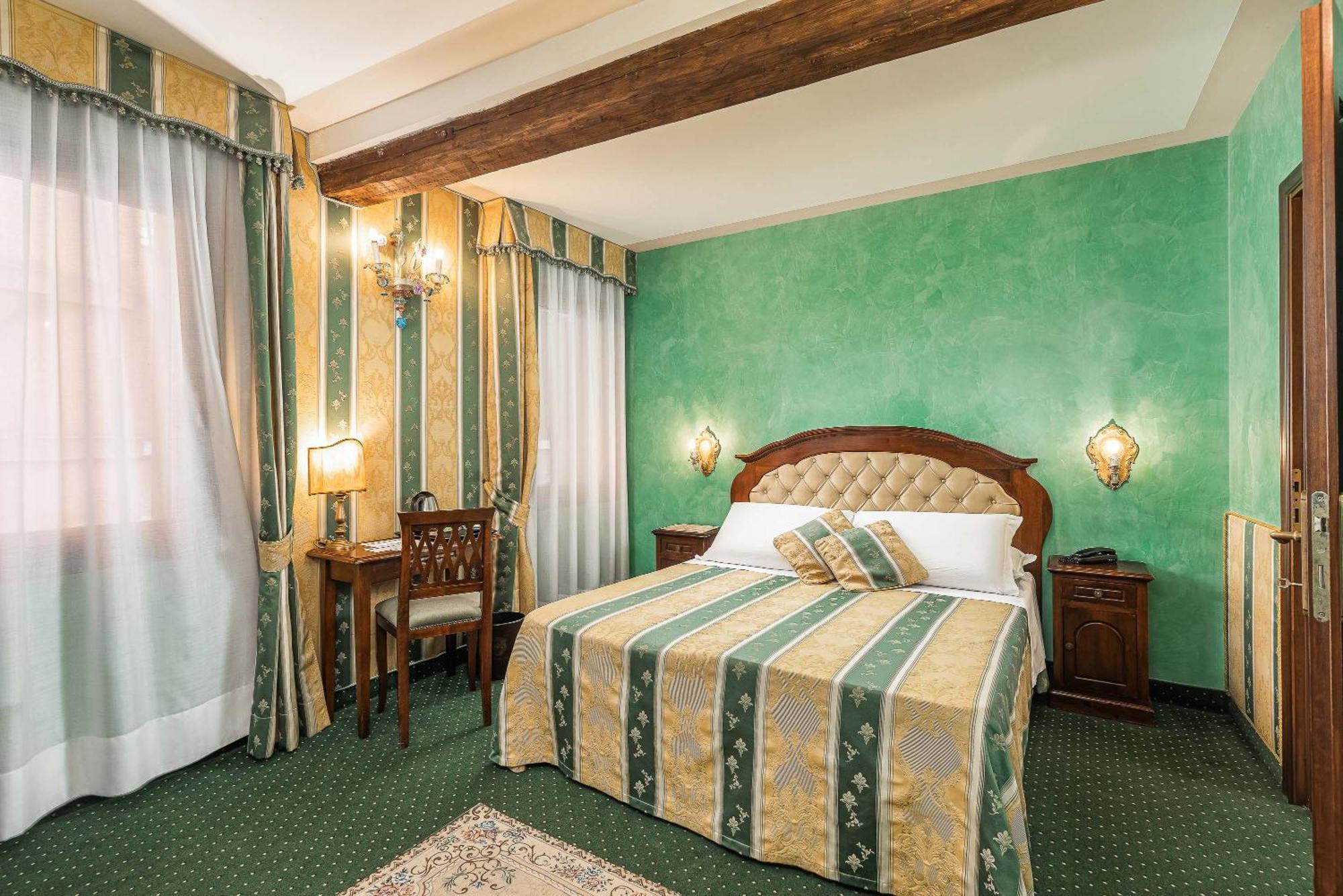 Hotel Marconi Venesia Bagian luar foto