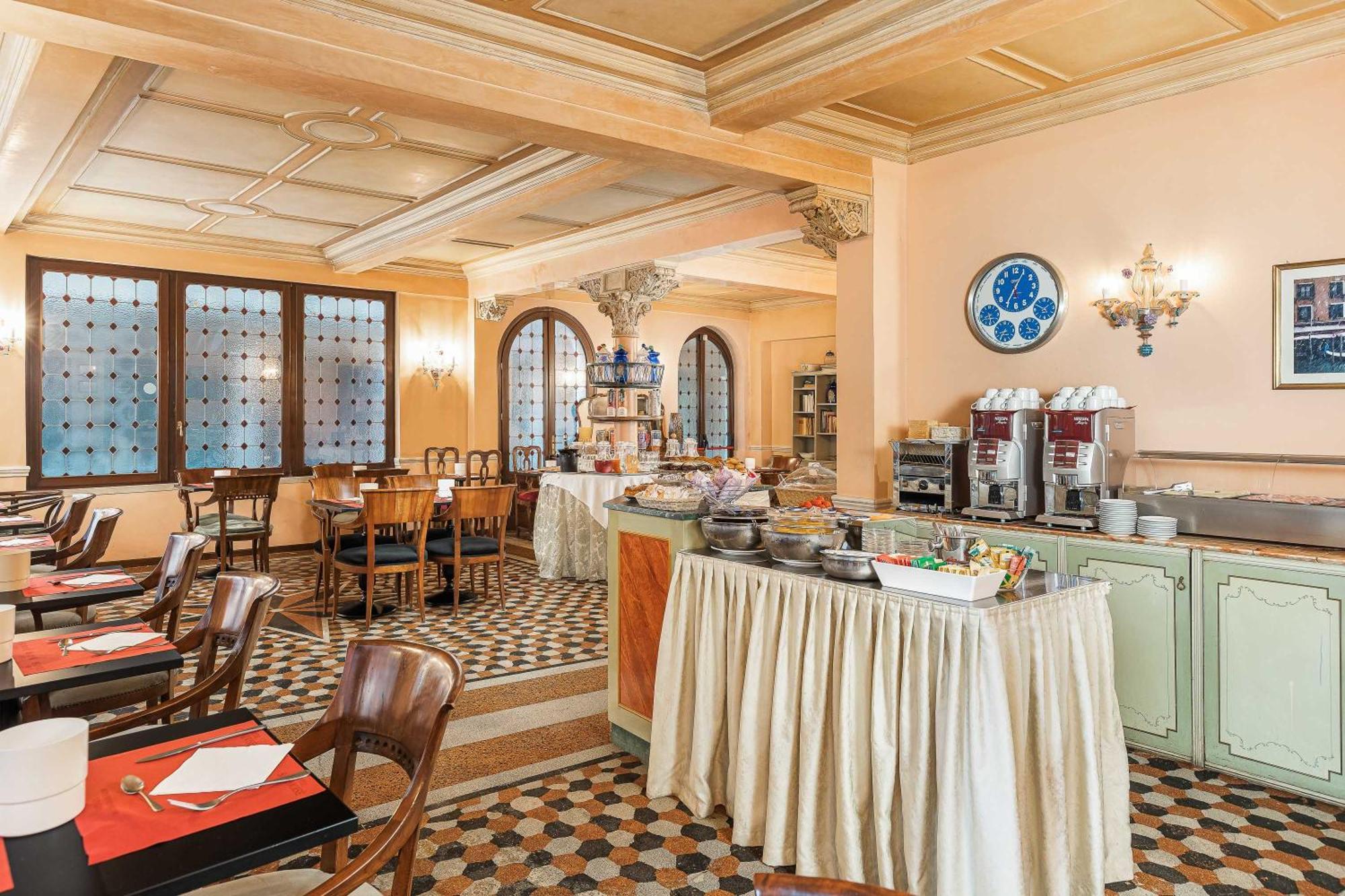 Hotel Marconi Venesia Bagian luar foto