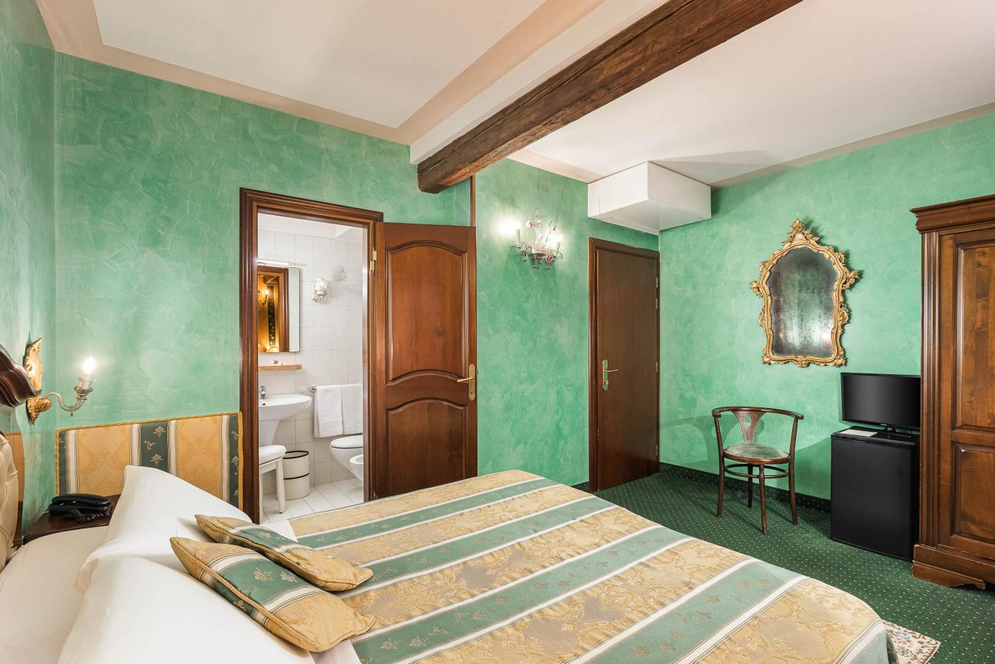 Hotel Marconi Venesia Bagian luar foto
