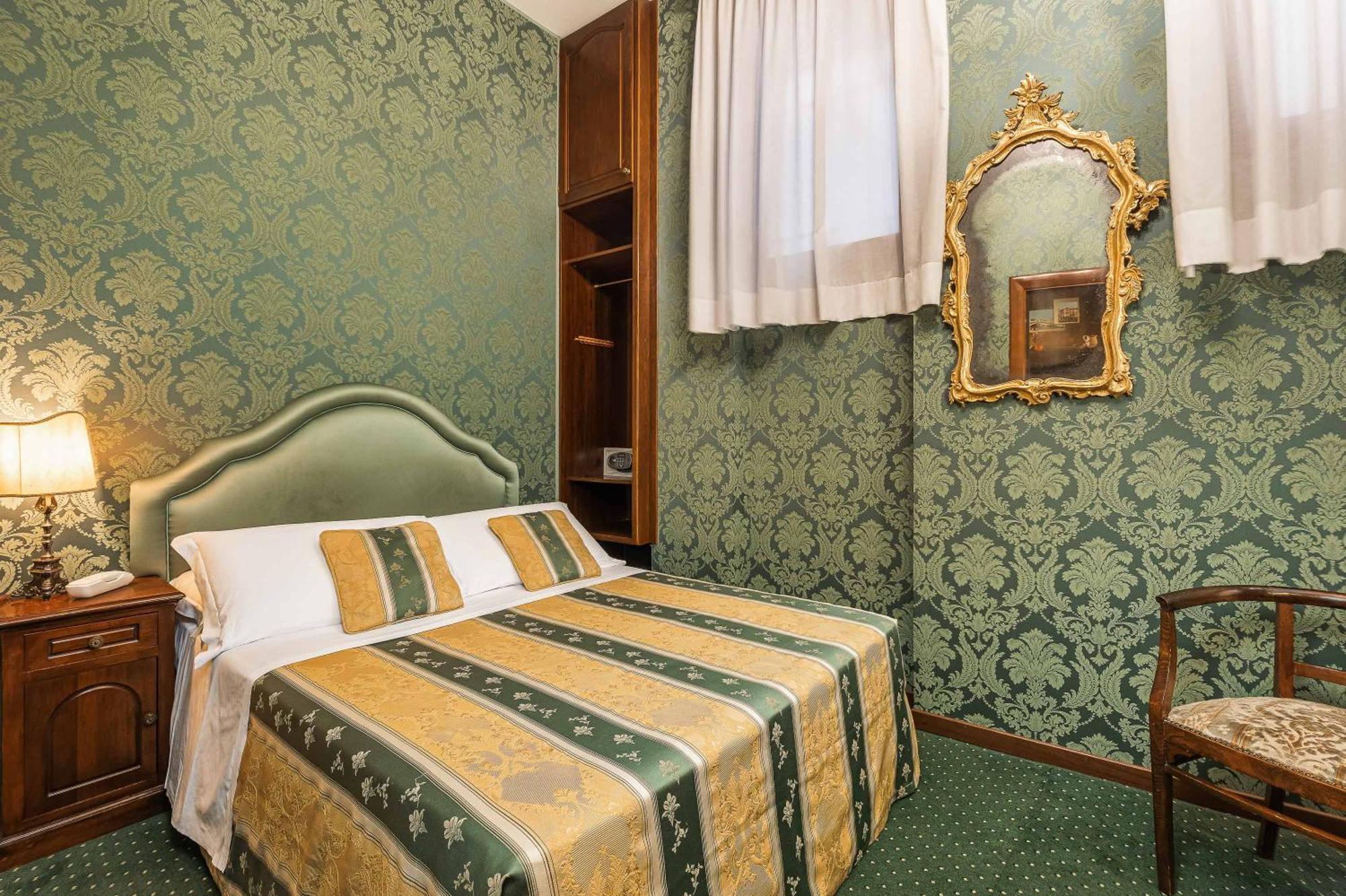 Hotel Marconi Venesia Bagian luar foto