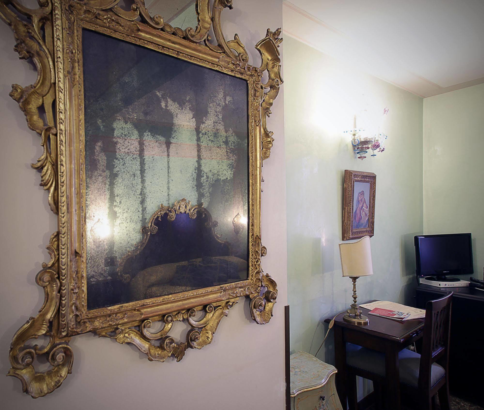Hotel Marconi Venesia Bagian luar foto